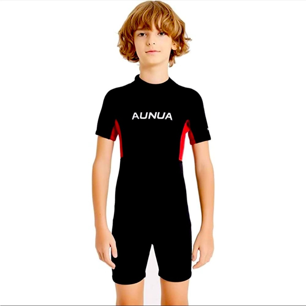 Aunua Youth Neoprene 3mm Wetsuit. Size 6 Children.